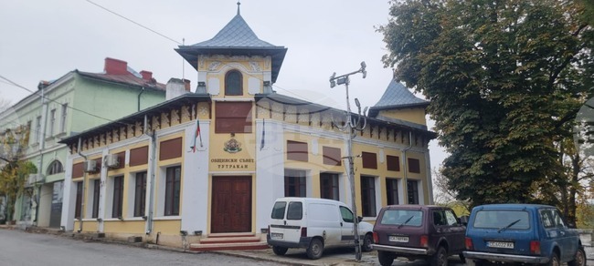 Общинският съвет в Тутракан ще разгледа предложение за поставяне на паметна плоча на художника Жельо Тачев на Алеята на славата в града