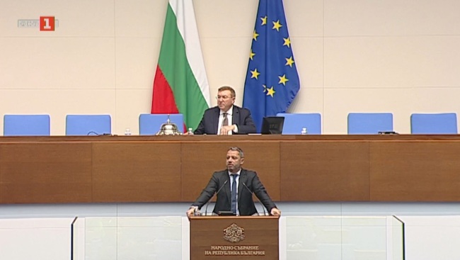 Пленарното заседание на парламента беше прекъснато за времето на провеждане на заседанието на бюджетната комисия