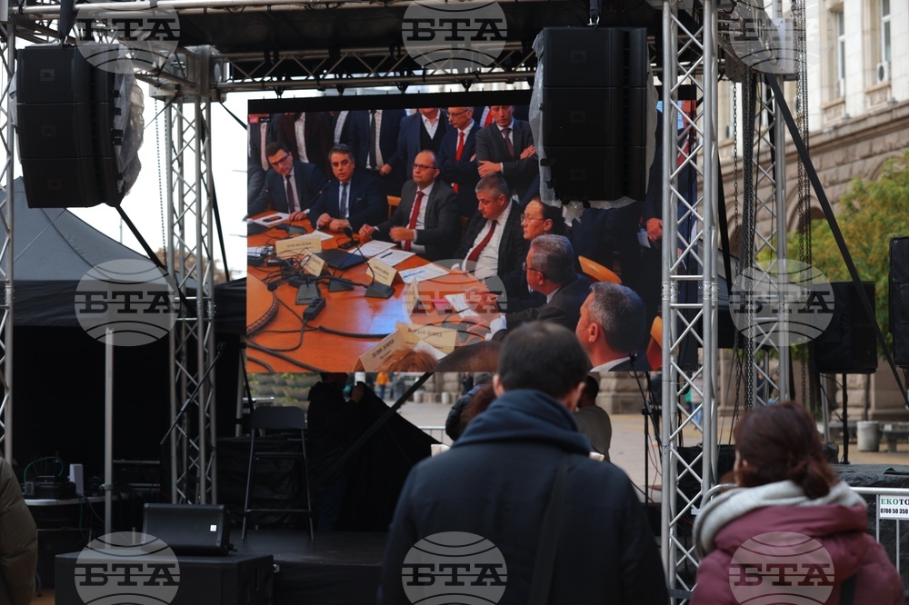 Видео стена - комисия - излъчване