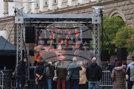 Видео стена - комисия - излъчване