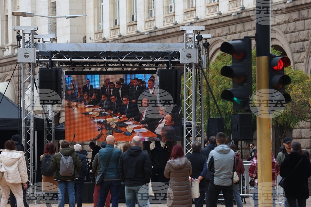 Видео стена - комисия - излъчване