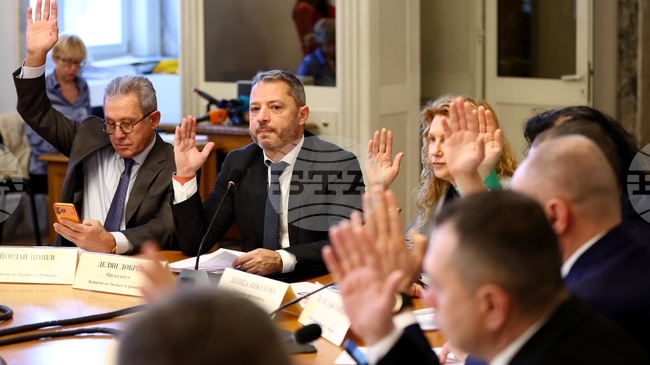 Комисията по бюджет и финанси одобри на второ четене проектобюджета на Националната здравноосигурителна каса за 2026 г.