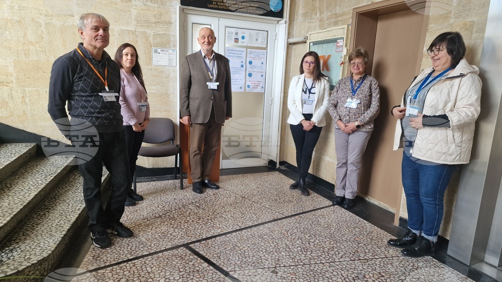 Шумен - символичен протест - Дирекция „Инспекция по труда“