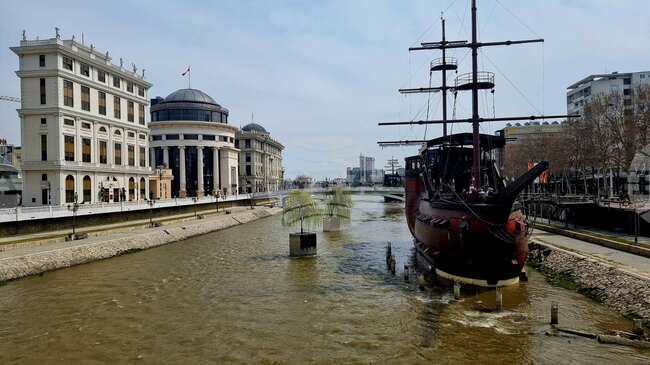 За увеличаване нивото на реките и възможни локални преливания предупреждават хидрометеоролозите в Северна Македония