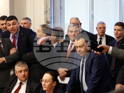 Народно събрание - Комисия по бюджет и финанси