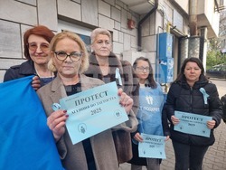 Ямбол - протест - служители на Дирекция „Бюро по труда“