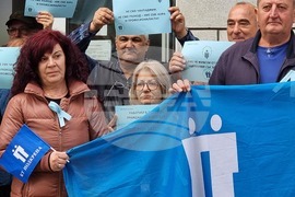 Ямбол - протест - служители на Дирекция „Бюро по труда“