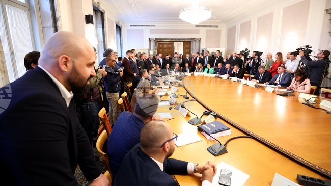 Parliamentary Budget Committee Debates at Second Reading Social Insurance and Health Draft Budgets