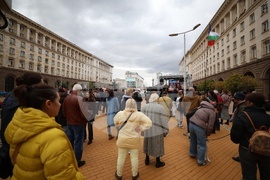 Видео стена - комисия - излъчване