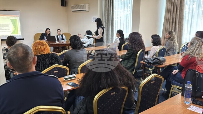 Представители на различни институции участваха в дискусията „Обединени за промяна и политики срещу насилието над жени“ в Казанлък