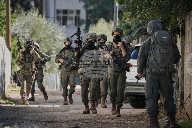 Двама палестинци бяха убити от израелската армия на Западния бряг