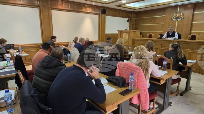 Редовното заседание на Общински съвет – Добричка бе прекратено заради неприет дневен ред