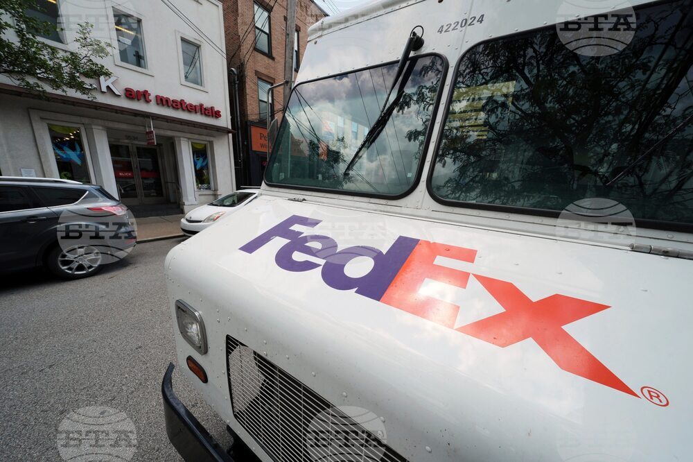 „ФедЕкс“ и консорциум, воден от „Адвент интернешънъл“, придобиват полската „ИнПост“ в сделка за 9,2 милиарда долара