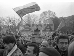 Podkrepa 1990 strike rally Sofia