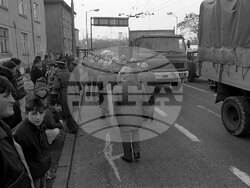 Podkrepa 1990 strike street blockade