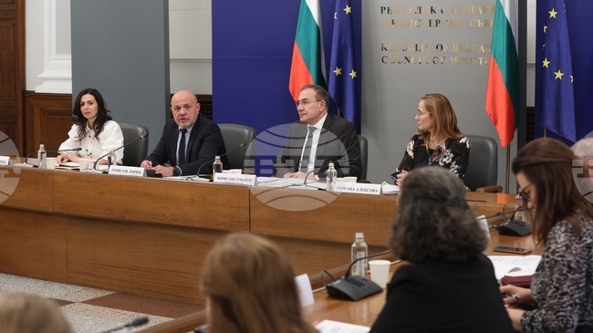 Националният съвет за тристранно сътрудничество обсъди проектозакон за изменение и допълнение на Кодекса на труда