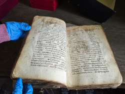 Свищов - Първо българско народно читалище - ръкописи и старопечатни издания 