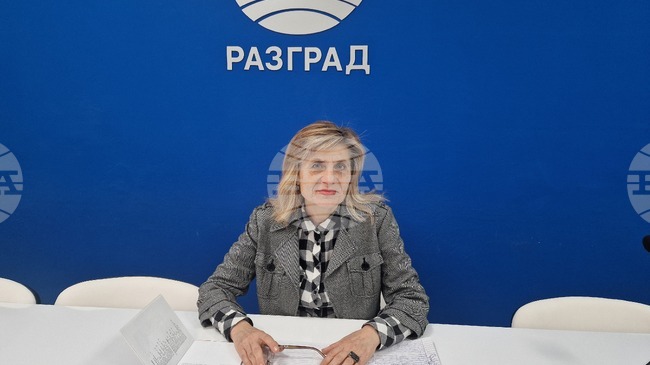 Литературата е отражение на това, което ни заобикаля, каза разградската поетеса Емилия Пройнова