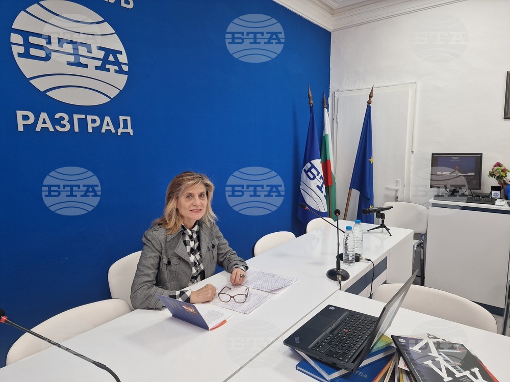 Национален пресклуб на БТА Разград - представяне на списание ЛИК - „Литература и памет“- Емилия Пройнова