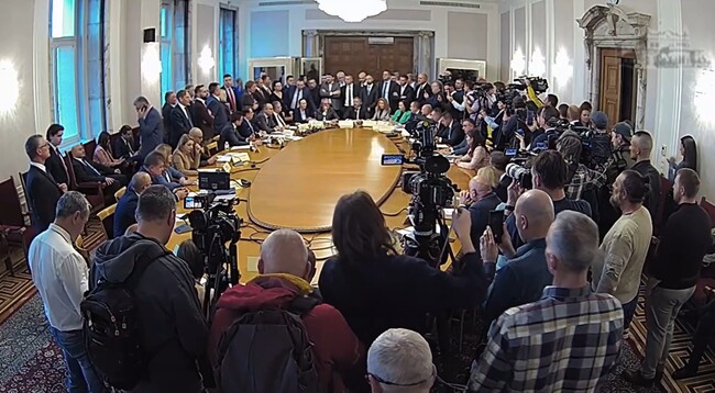 Комисията по бюджет и финанси в НС разглежда проектобюджетите на ДОО и НЗОК на второ четене