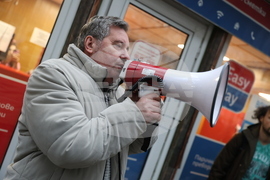 Наредба за разширяване и поскъпване на зоните за паркиране - протест