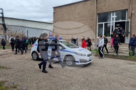 Перник - служители на ОД на МВР Перник - тренировъчно занятие