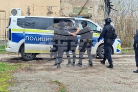 Перник - служители на ОД на МВР Перник - тренировъчно занятие