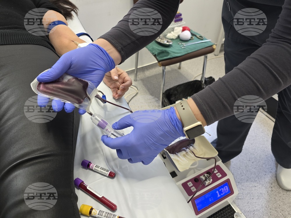 Болницата в Панагюрище организира последна за годината традиционна кръводарителска акция