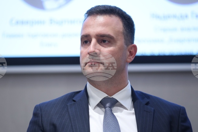 Няма изхарчен и един евроцент от българските дружества за закупуване на частни имоти на площадката на АЕЦ "Козлодуй", каза Жечо Станков