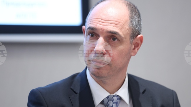  Кирил Георгиев е новият изпълнителен директор на Електроенергийния системен оператор, след като Ангелин Цачев е подал молба за предсрочно освобождаване 