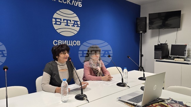 Старопечатните издания и ръкописи от читалищната библиотека в Свищов символизират непреходност, традиции и устойчивост