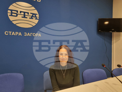 Национален пресклуб на БТА Стара Загора - представяне на списание ЛИК „Литература и памет“- Валя Сотирова