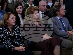 „За жените в науката“ - награждаване