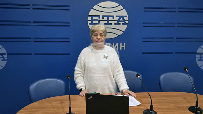 Литературните музеи не са и не могат да бъдат застинали във времето експозиции, каза във Видин поетесата Диана Сиракова