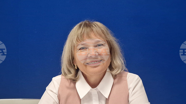 Думите ми помагат да подреждам ума и да пълня сърцето си, каза писателката Златка Андонова от Търговище