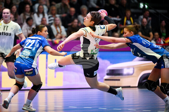 Отборите на Норвегия, Швеция и Дания започнаха с победи на Световното първенство по хандбал за жени