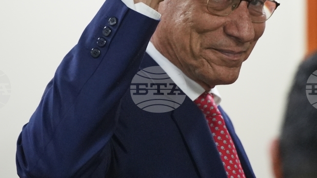 Бившият президент на Перу Мартин Вискара е осъден на 14 години затвор за корупция