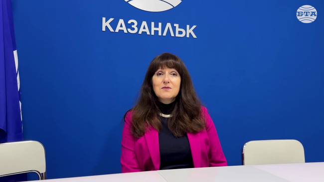 Проектът "Пос(в)ещение на картина" в Казанлък е мост между изкуството и литературата, каза създателят на инициативата Гергана Атанасова