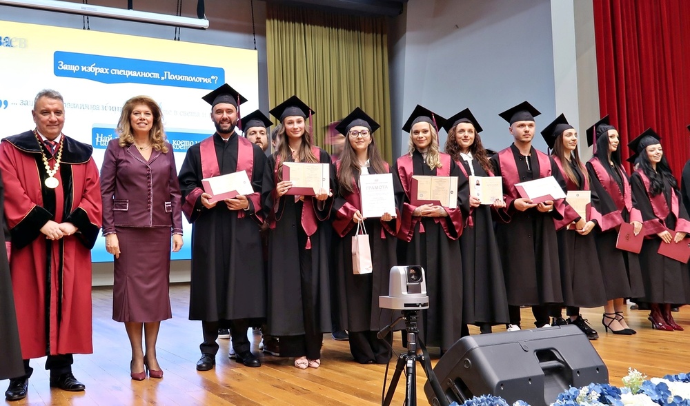 Вицепрезидентът: Демокрацията не е лист хартия, а постоянна борба за конституционни принципи и правова държава