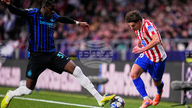 Фенербахче иска да привлече нападателя на Атлетико Мадрид Сьорлот