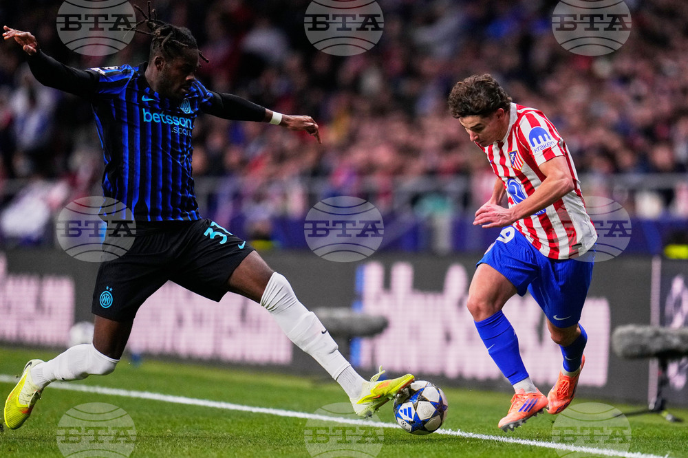 Фенербахче иска да привлече нападателя на Атлетико Мадрид Сьорлот