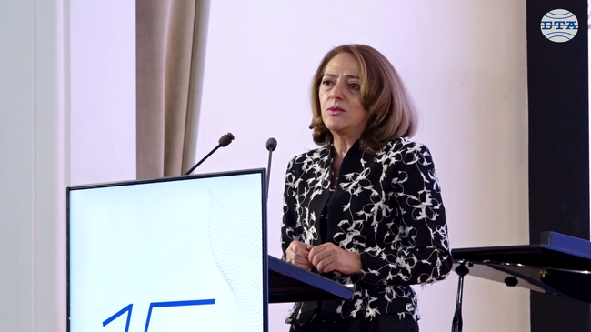 Няма професия или дейност, с която жените да не носят огромен потенциал, вдъхновение и красота, каза зам.-министърът на външните работи Елена Шекерлетова