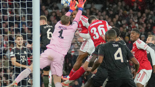 Арсенал нанесе първа загуба на Байерн Мюнхен през сезона