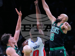 Pistons Celtics Basketball