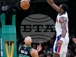 Pistons Celtics Basketball