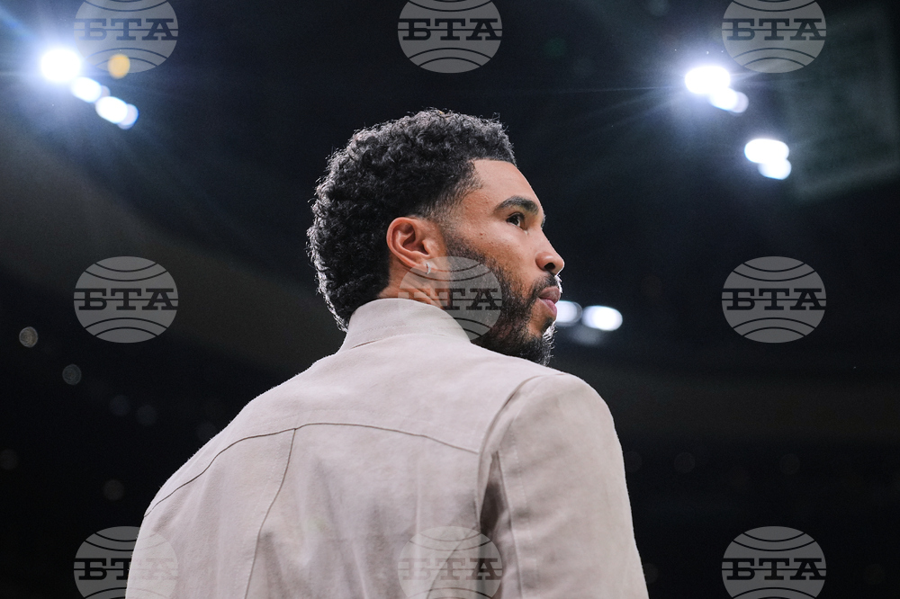 Pistons Celtics Basketball