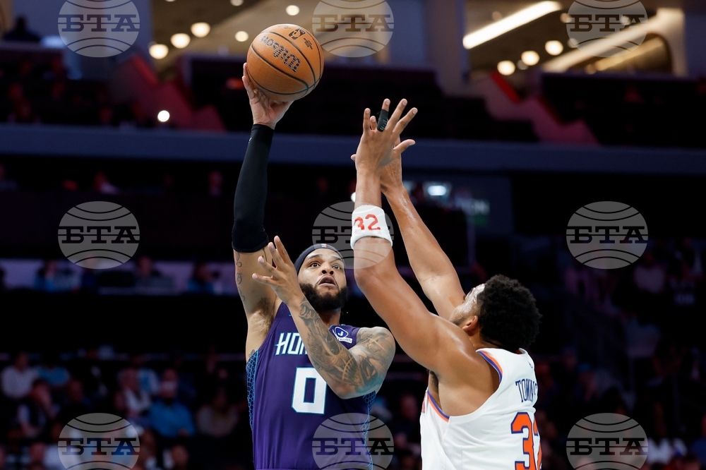 Knicks Hornets Basketball