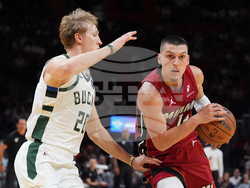 Bucks Heat Basketball