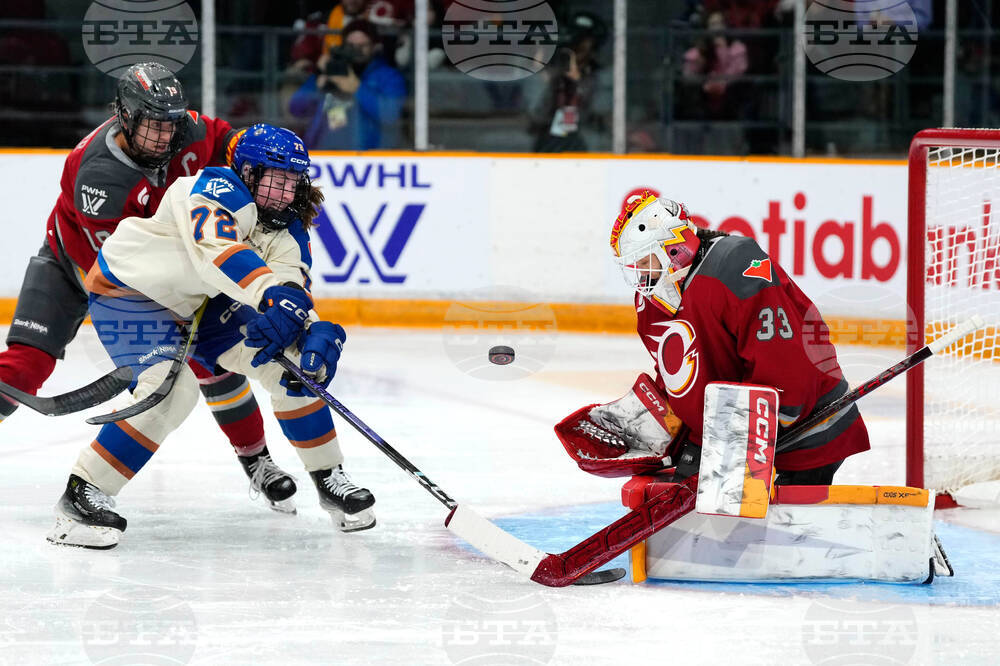 PWHL Goldeneyes Charge Hockey