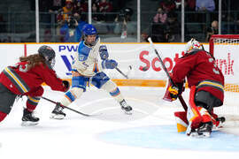PWHL Goldeneyes Charge Hockey